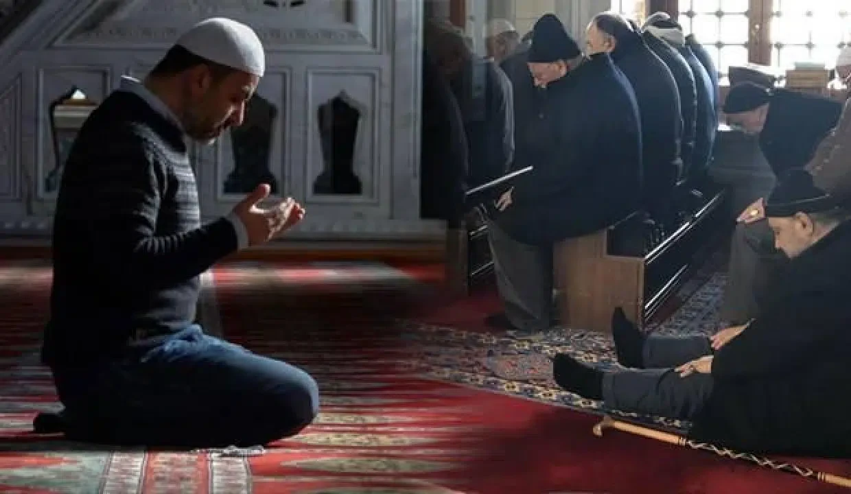 Bayram namazı necə qılınır?— Qurban Bayramıdır