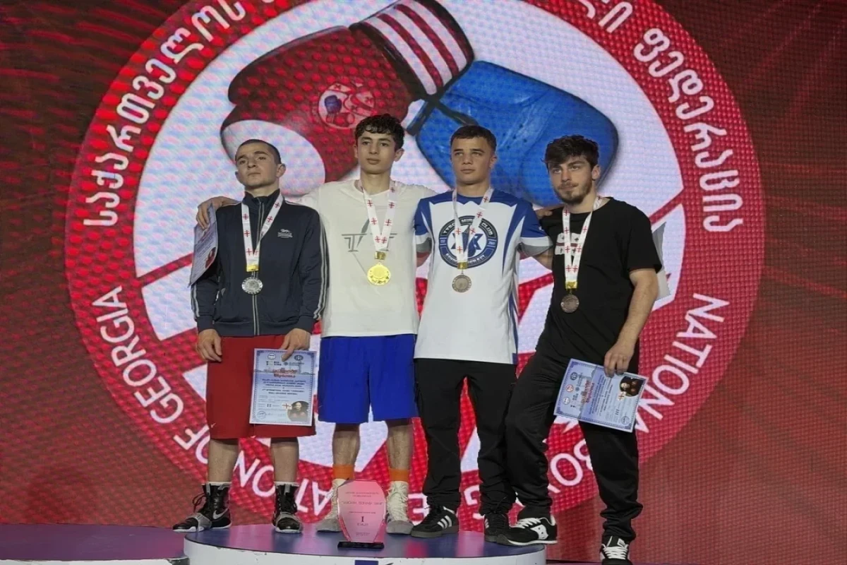 Azərbaycan boksçuları Batumidə beynəlxalq turnirdə 5 medal qazanıb 