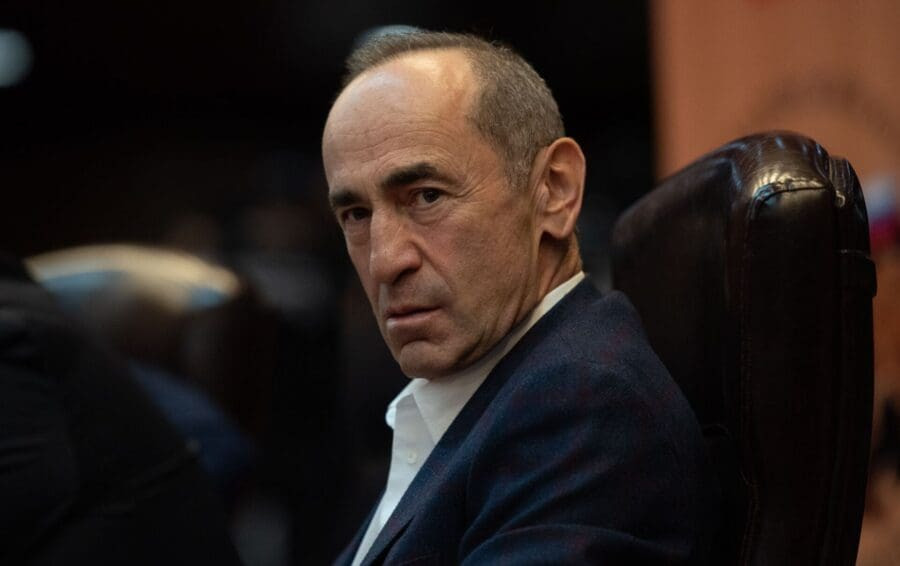 “Bir telefon zəngi ilə həll edərdim” - Köçəryan müharibədən danışdı&nbsp;