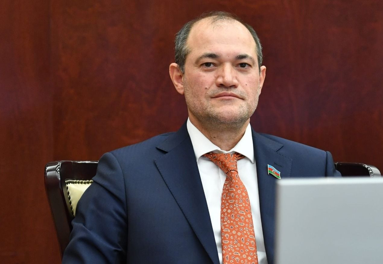 Deputat Razi Nurullayevin qozla bağlı videosu tənqid olundu -VİDEO