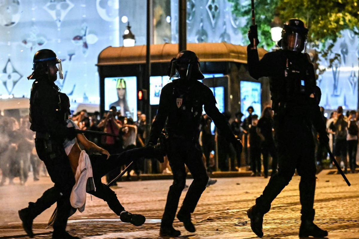 Fransada ara qarışdı:Xeyli adam həbs OLUNDU