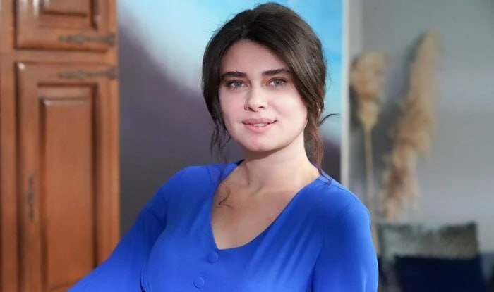 Türkiyəni heyran edən aktrisa bu məşhur azərbaycanlının qızı imiş – FOTO&nbsp;