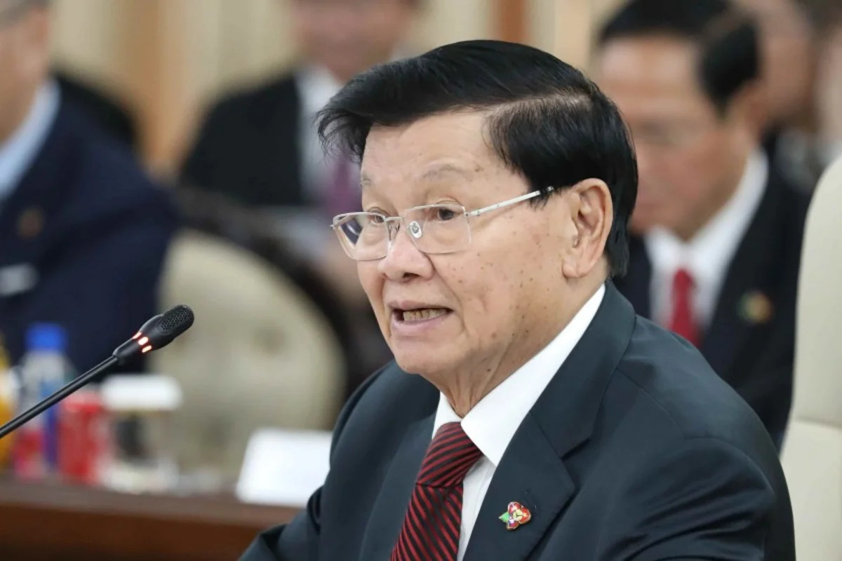 Thonqlun Sisulit: Laos ilə Azərbaycan arasında mövcud əməkdaşlıqdan çox məmnunam