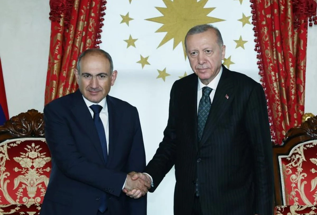 Ərdoğan Paşinyanla danışdı 