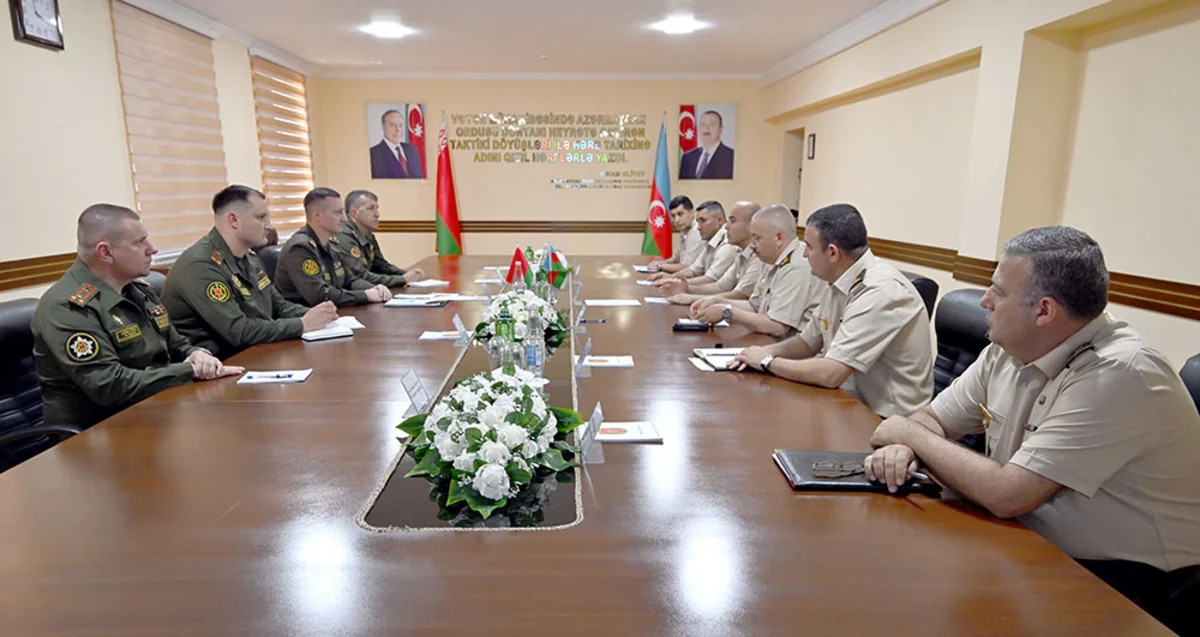 Azərbaycan və Belarus arasında hərbi obyektlərin mühafizəsi müzakirə olunub&nbsp;