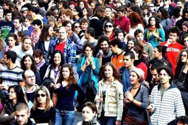 Bu ölkədə yaşayan azərbaycanlıların sayı açıqlandı 