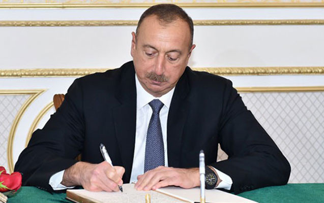 İlham Əliyev hərbi qulluqçuları təltif edib&nbsp;