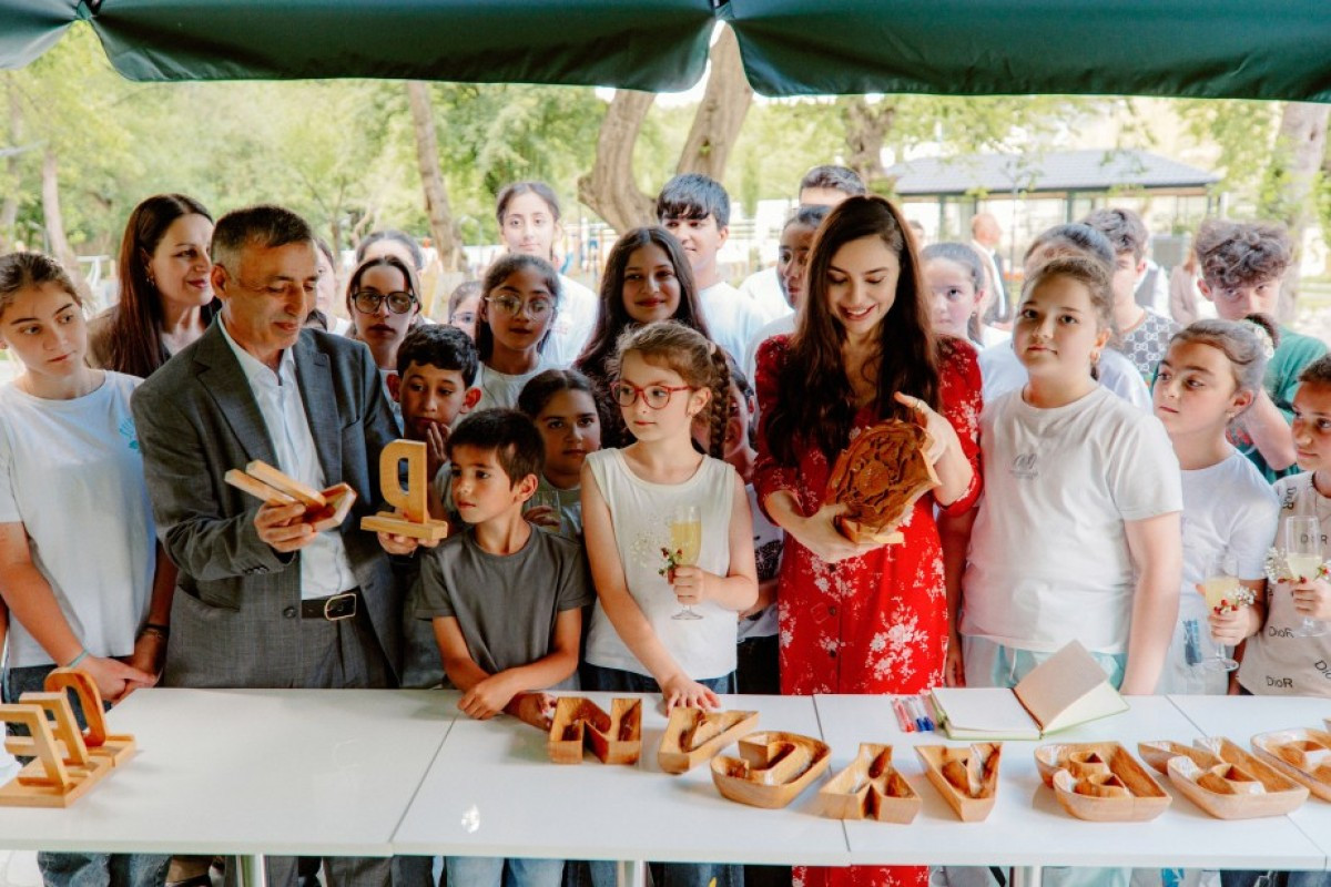 Leyla Əliyeva Qəbələdə fərdi sərginin açılışında və ağacəkmə aksiyasında iştirak edib - FOTO