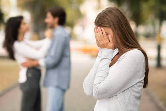 Xəyanətə görə kompensasiya: Qanun nə deyir?