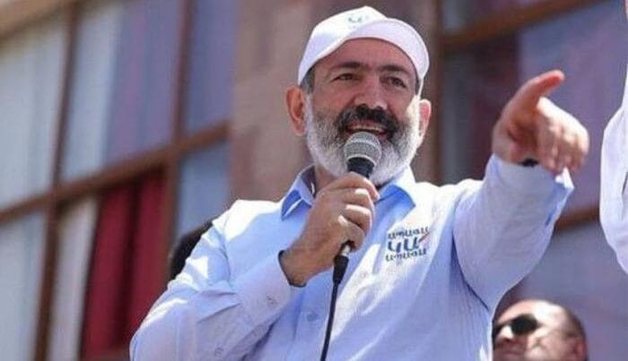 KİV: Hakimlər Paşinyanın təhdidlərindən çəkinmir  