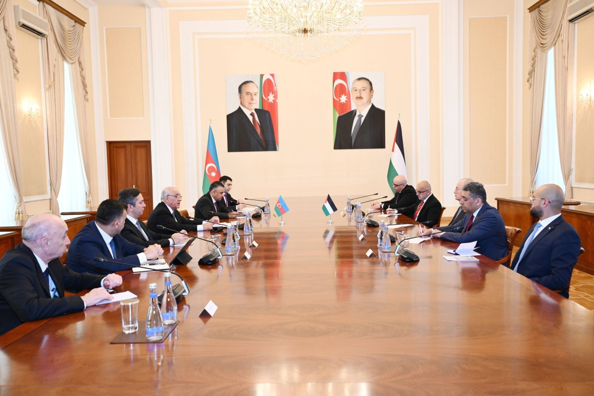 Əli Əsədov Fələstinin Baş naziri ilə görüşüb&nbsp;