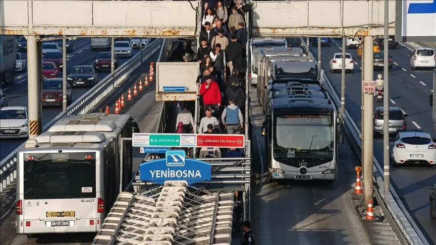 İstanbulda ictimai nəqliyyat bahalaşdı - YENİ QİYMƏTLƏR&nbsp;