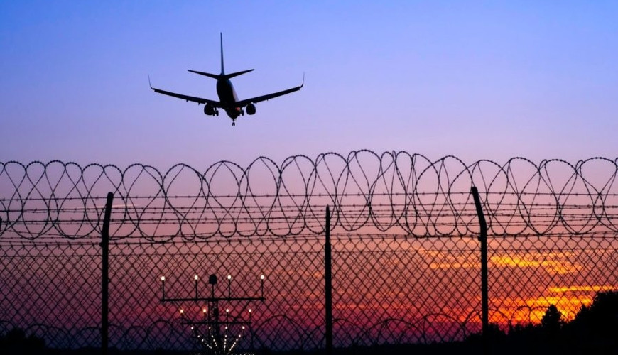 İranın hücumundan sonra aeroportu bağladılar 