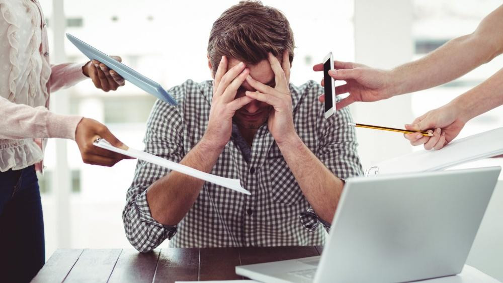 Həkim: Uzunmüddətli stress ciddi xəstəlikləri üzə çıxara bilər