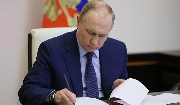 Putin iki türk ölkəsi ilə bağlı əmr verdi&nbsp;