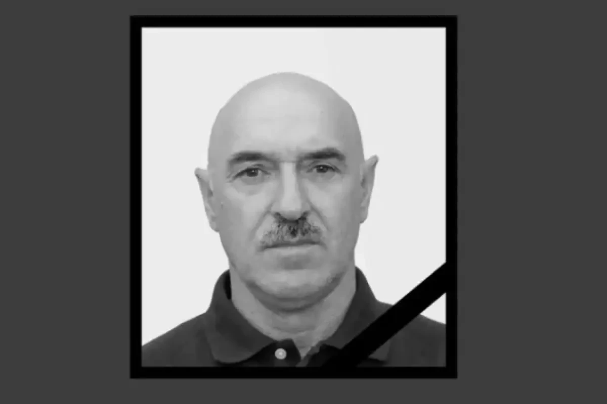 Əməkdar məşqçi vəfat etdi 