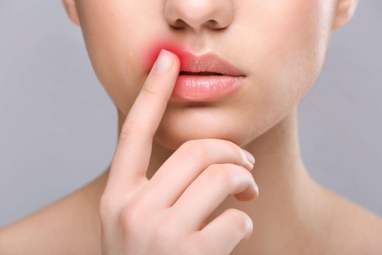 Kəmərvari ağrıların müəmmalı səbəbi: Herpes virusu sinirləri necə zədələyir? – Alqoloqdan XƏBƏRDARLIQ&nbsp;&nbsp;