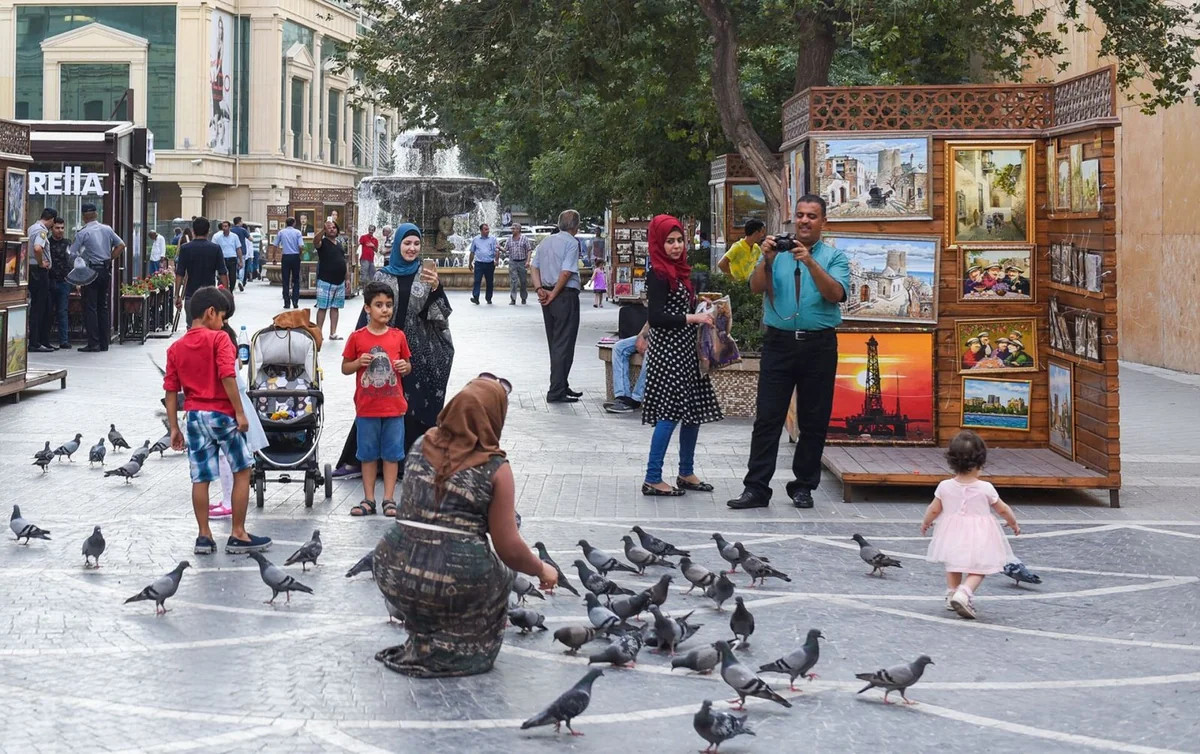 Turistlər Azərbaycanda ən çox nədən narazıdırlar? - ARAŞDIRMA 