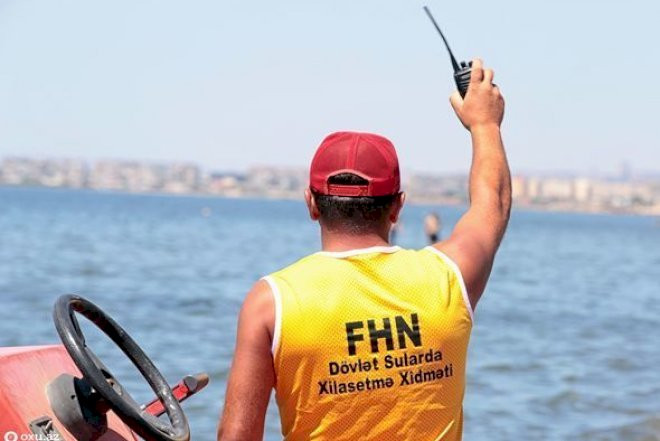 FHN-dən xəbərdarlıq: Küləkli havada dənizə girmək təhlükəlidir