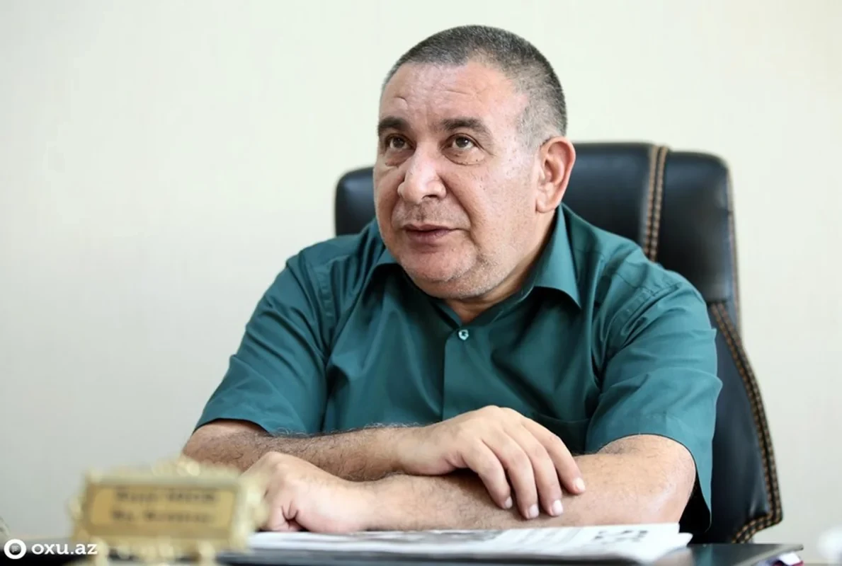 Əslində, Rəşad müəllim bir el məsəlində  deyildiyi kimi:\"Quşu gözündən vurmuşdu\"