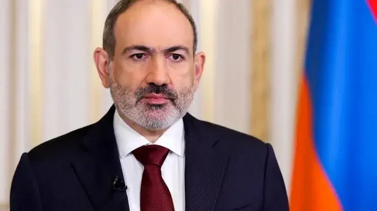 Paşinyan Azərbaycan xalqını təbrik etdi 