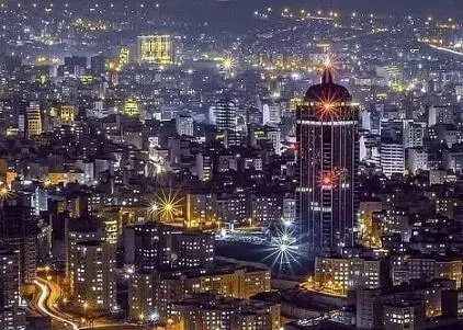 Hazırda Təbriz səmasında qeyri-adi işıq görülür - Video&nbsp;