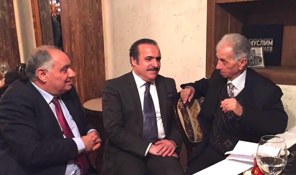 Professor Rafael Hüseynovun doğum gününə&nbsp; QULU MƏHƏRRƏMLİNİN YAZISI