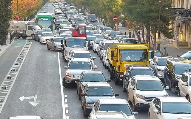 Bu yollarda sıxlıq var&nbsp;