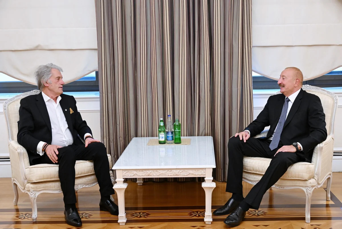 İlham Əliyev Ukraynanın sabiq Prezidenti Viktor Yuşenko ilə görüşüb 
