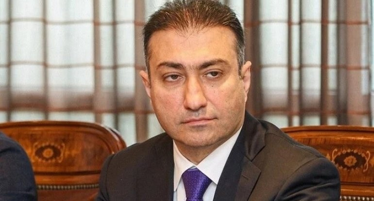 TƏBİB sədri daha bir baş həkimi işdən çıxardı&nbsp;