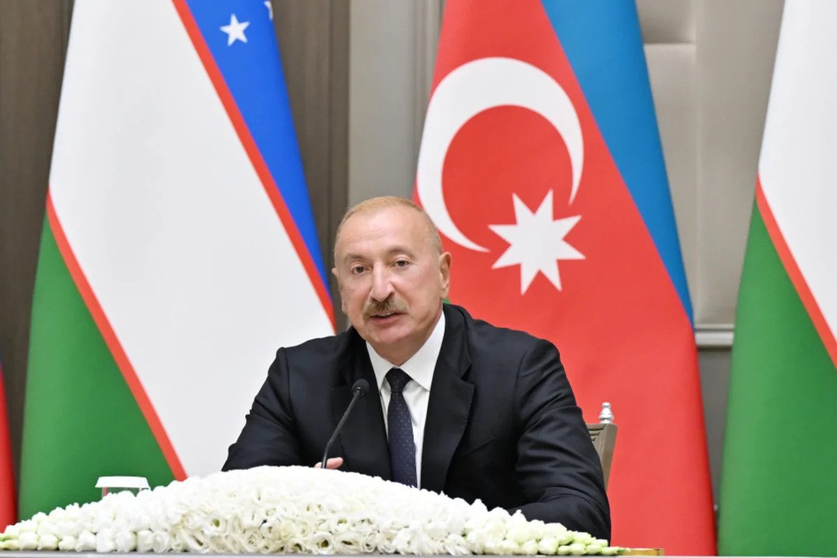 İlham Əliyev Özbəkistan üçün bərə tikintisini sürətləndirməyə çağırıb 