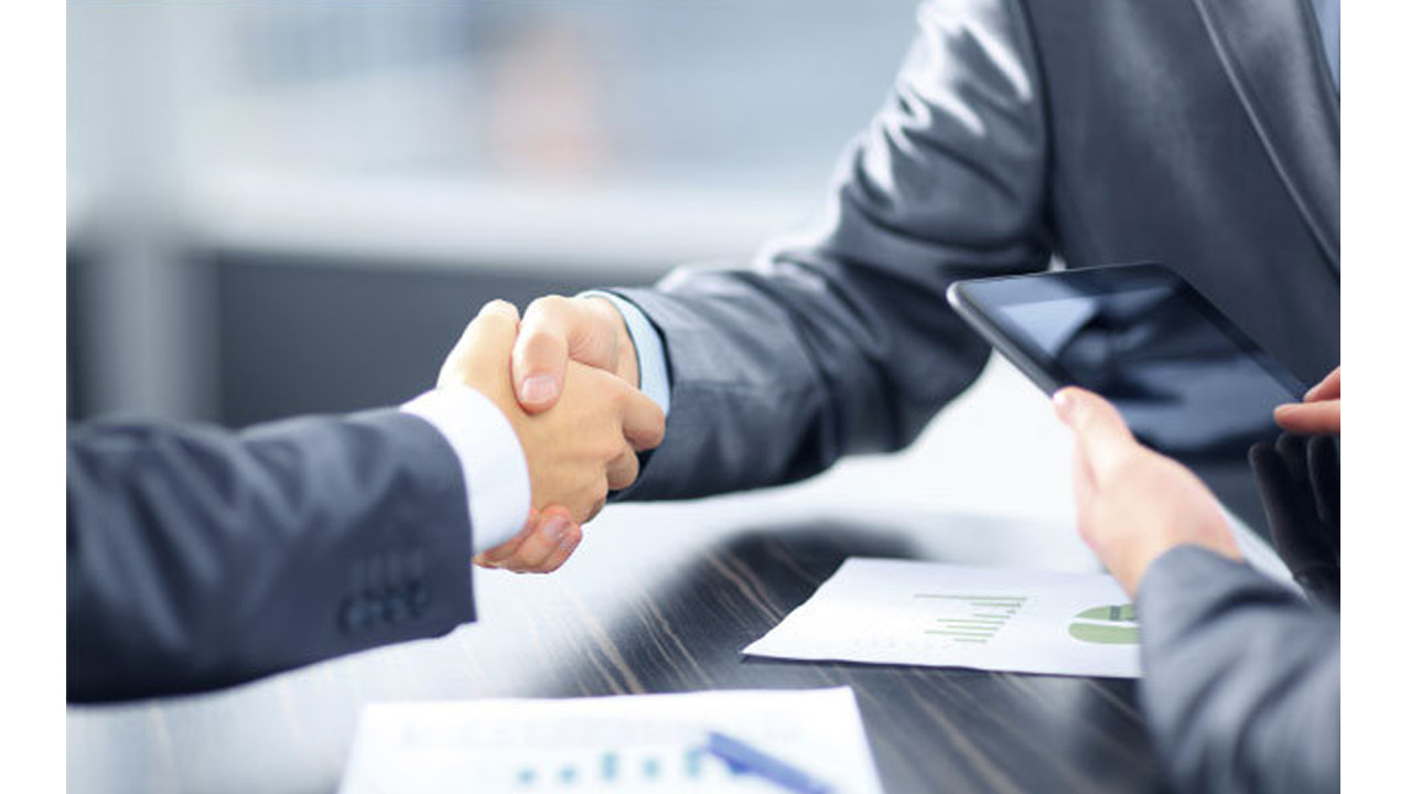 Müqavilə bitəndə işçiyə nə düşür? – Hüquqşünaslardan açıqlama  