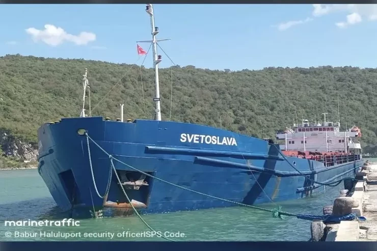 11 azərbaycanlının olduğu gəmi dənizdə batdı 