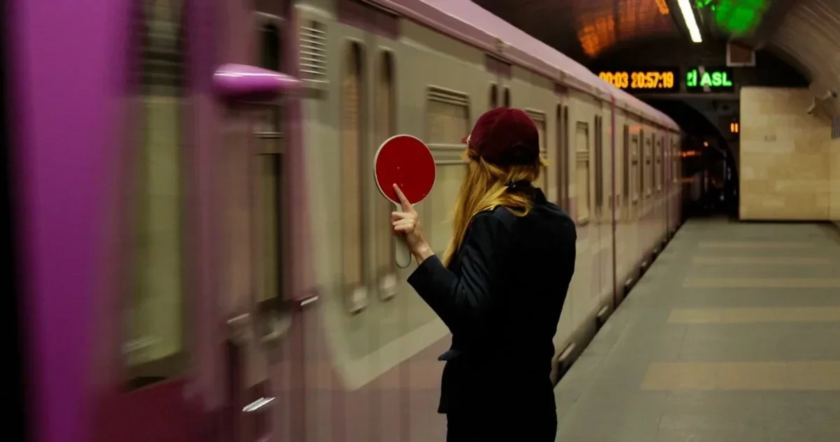 Bakı metrosunda hadisə:Təcili tibbi yardım çağırıldı