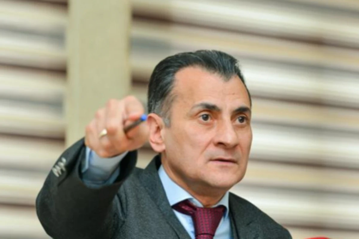 Mirşahin Ağayev müraciət etdi