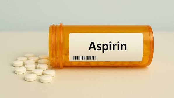 Aspirin içənlərin NƏZƏRİNƏ: İnfarktdan qoruyur, yoxsa beyin qanaması yaradır?&nbsp; &nbsp;