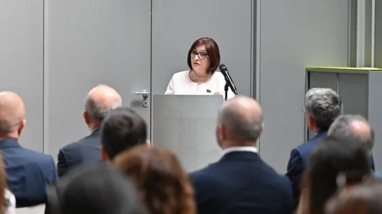 Sahibə Qafarova Cenevrə Universitetində çıxış ETDİ