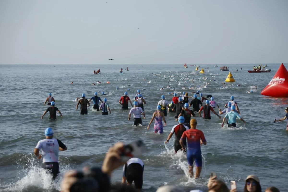 Üç azərbaycanlı atlet \"Alufar IRONMAN 70.3 Baku\" triatlon yarışının qalibi olub