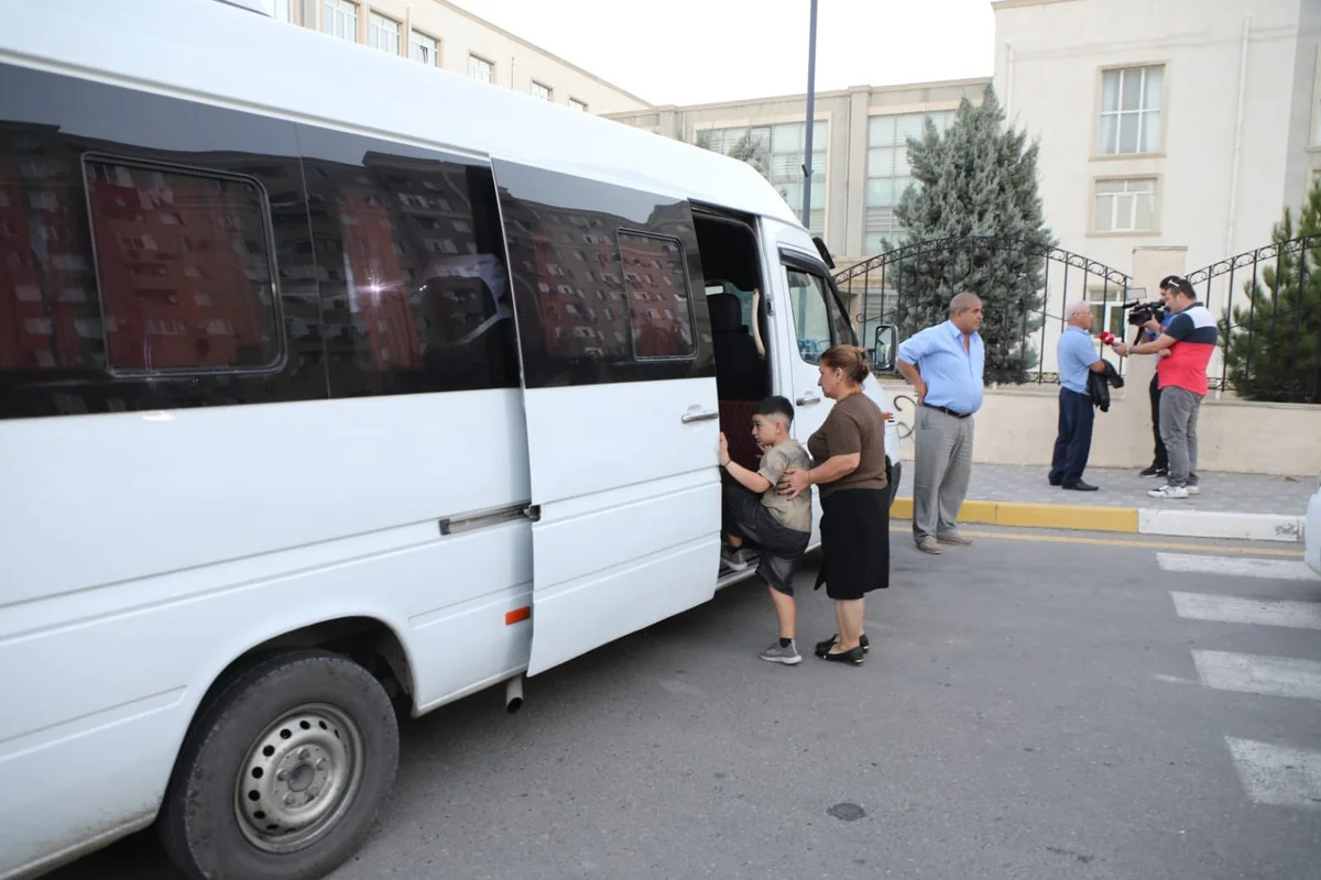 Xocavəndə, Qırmızı Bazar qəsəbəsinə və Quzeyxırman kəndinə köç karvanları yola salınıb 