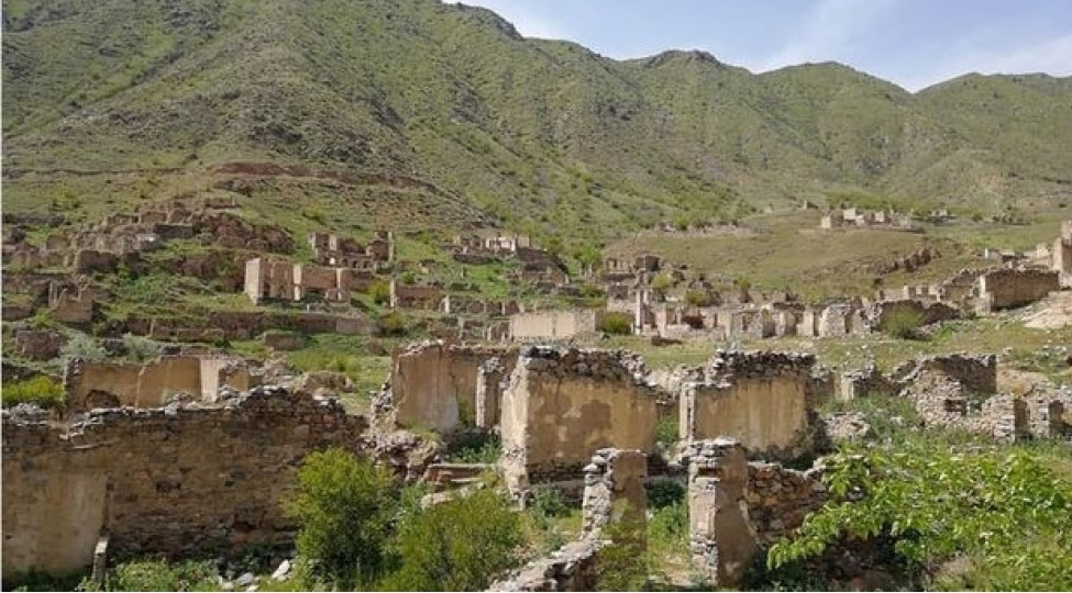 Qərbi Azərbaycanda mədəni irsin məhv edilməsi: alimlərdən HESABAT  