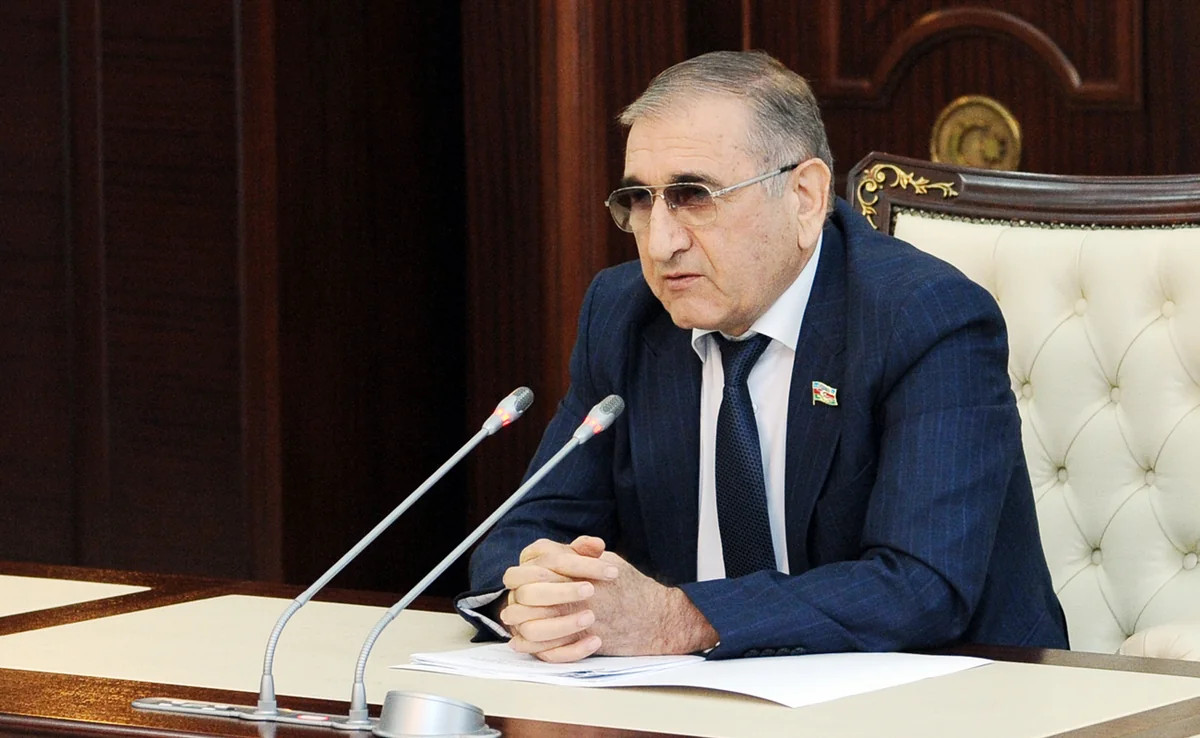 Tahir Rzayev: \"Məhsul şəhadətnaməsi fermerlərin problemlərini azalda bilər\"&nbsp;