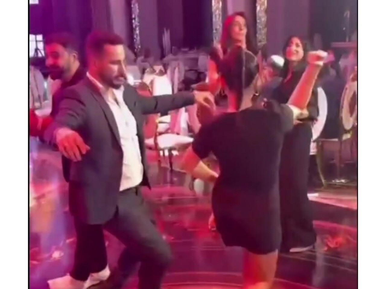 “Komedixana” aktyorlarının rəqsi gündəm oldu – (Video)&nbsp;
