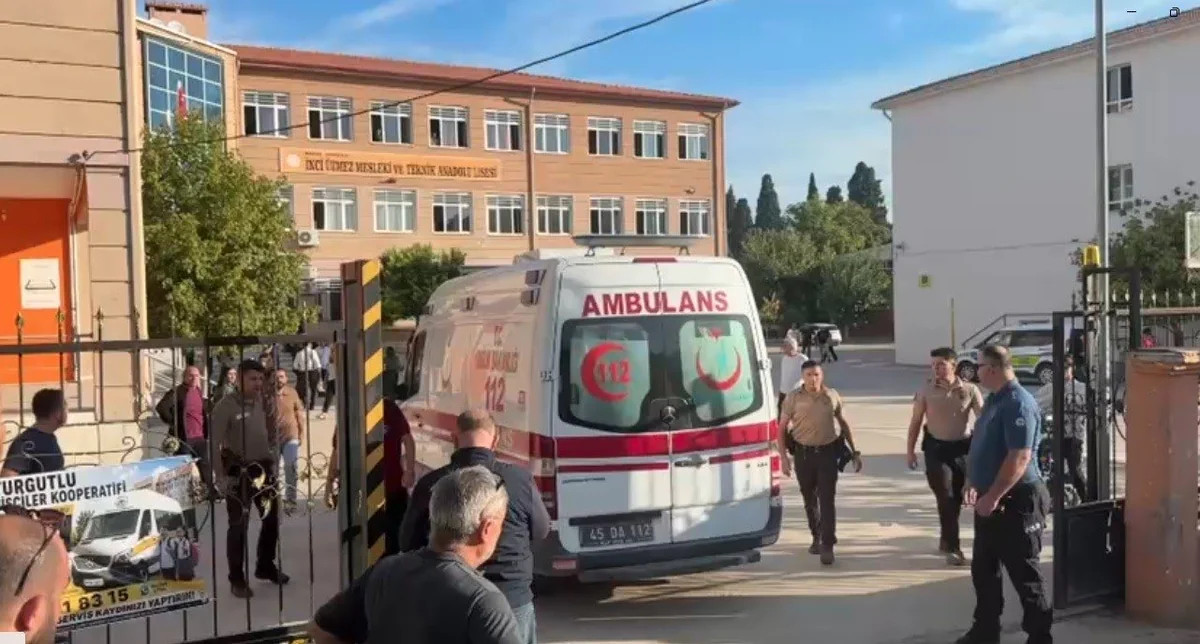 Türkiyədə liseyə silahlı hücum olub, 1 şagird ölüb, 4 nəfər yaralanıb