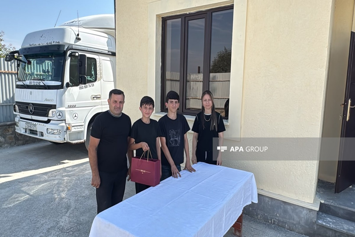 Azərbaycanda bu şəxslərə pulsuz evlər verildi