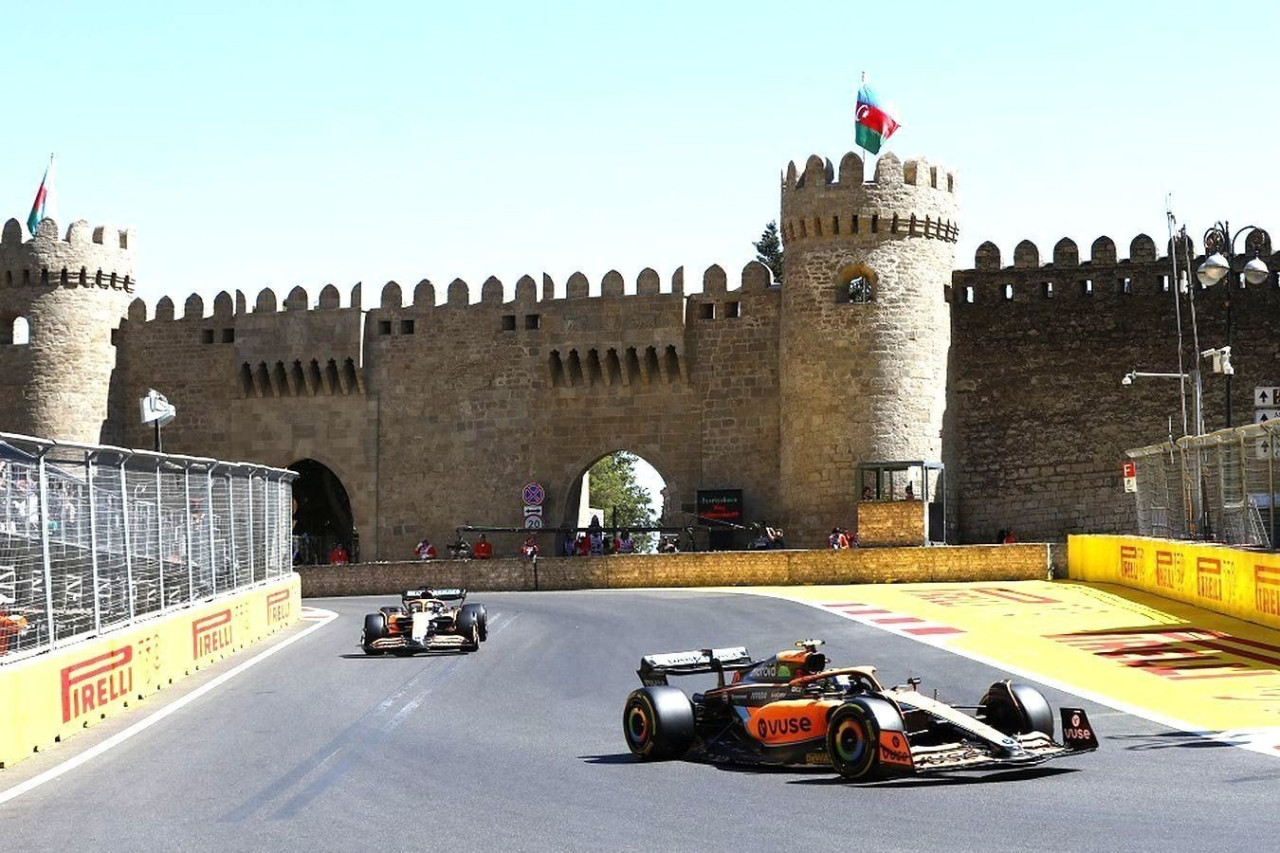 Bakıda \"Formula 1\" tıxacları: Nəqliyyat böhranını necə həll etməli? — Ekspert DANIŞDI&nbsp;&nbsp;