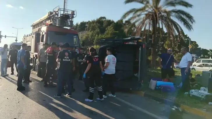 Türkiyədə ağır qəza: 17 nəfər yaralı var