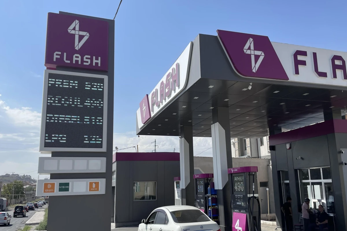 Ermənistanda benzin rekord həddə bahalaşıb
