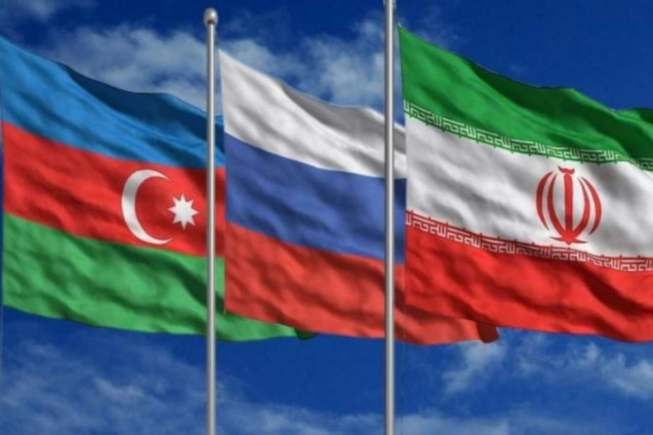 Deputat Rusiya və İranla münasibətlərdən DANIŞDI