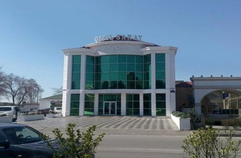 “Qızıl Saray” şadlıq evində istehlaka yararsız ətlər aşkarlanıb&nbsp;