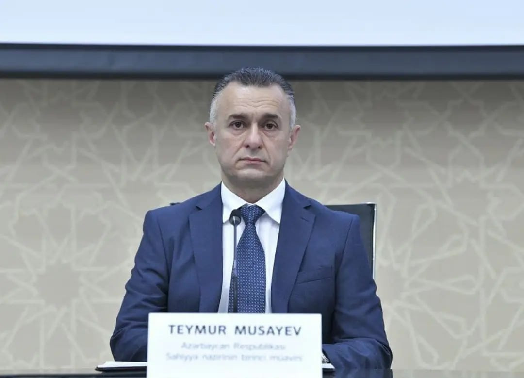 Nazir 20 ilin prorektorunu işdən çıxardı – FOTO 